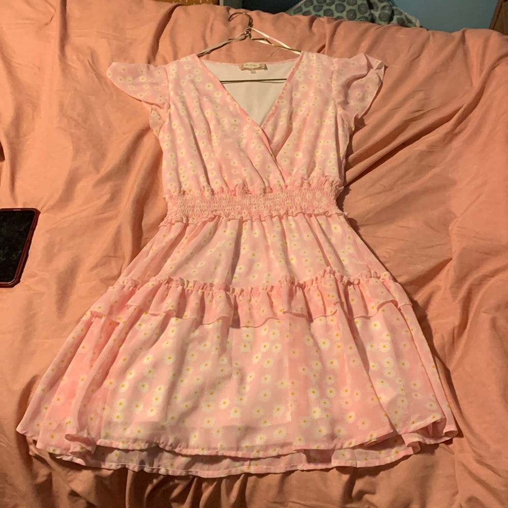 Pink floral v neck Altard state dress